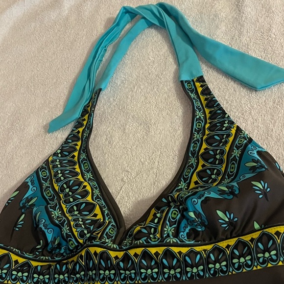 Athleta Swim Top Sz 34B - Picture 3 of 9